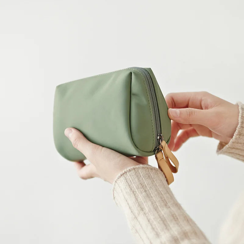 Compact Nylon Zipper Makeup Pouch