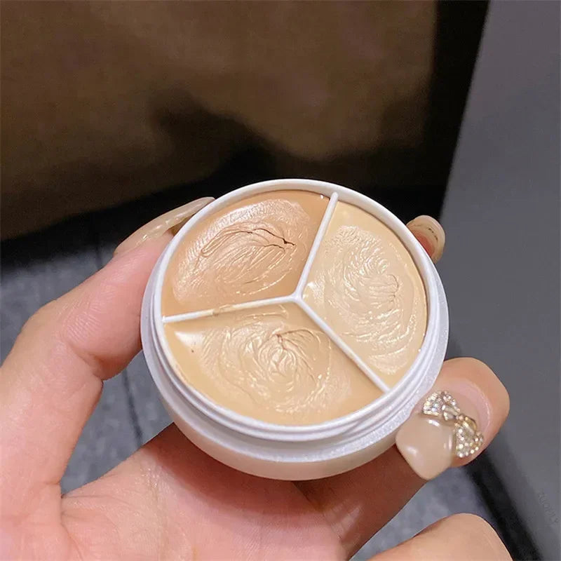Three Color Brightening Concealer Palette