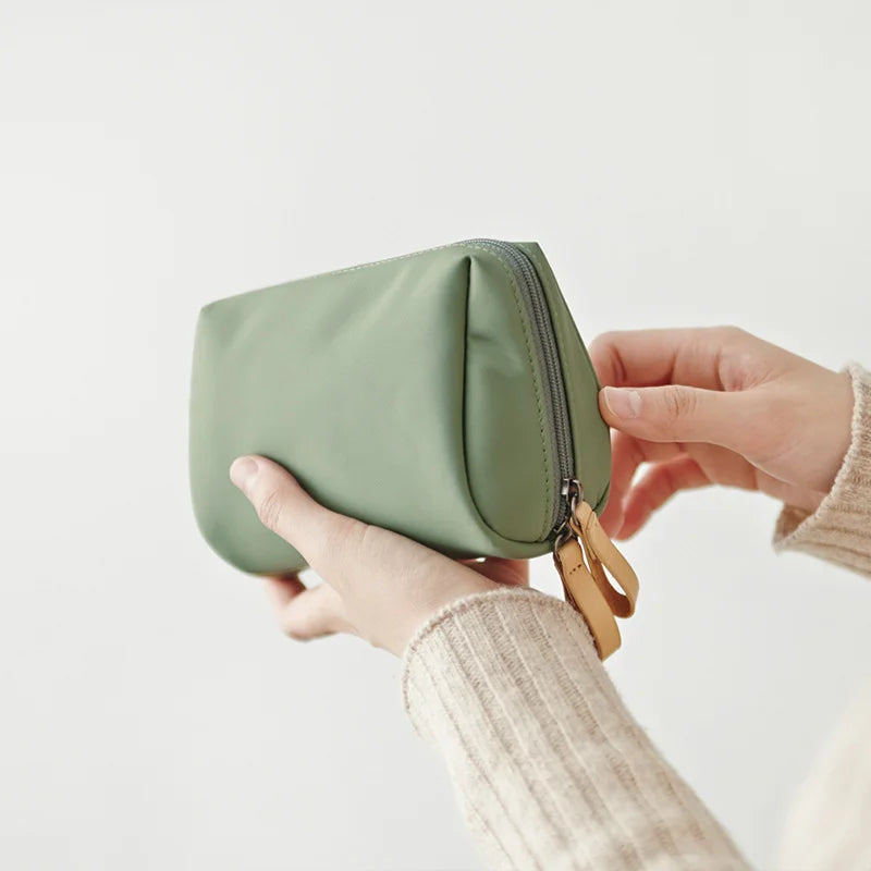Compact Nylon Zipper Makeup Pouch