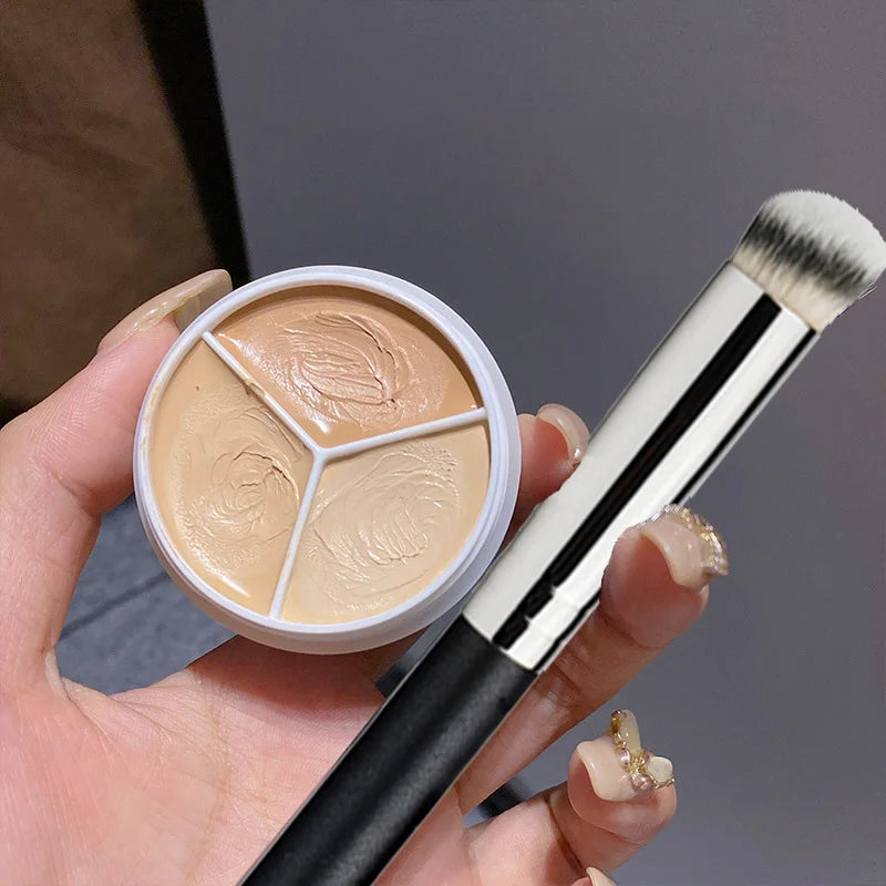 Three Color Brightening Concealer Palette