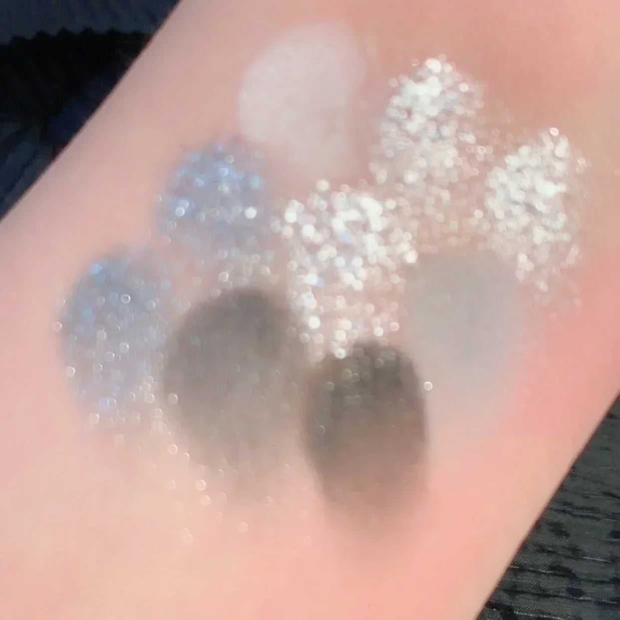 Smokey Glitter Eyeshadow Palette