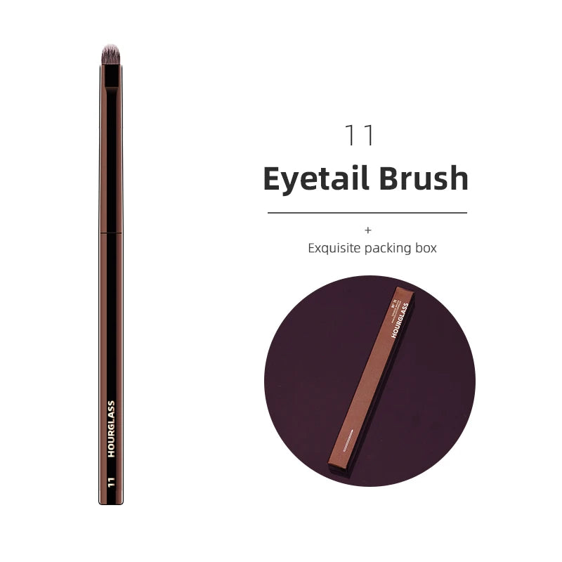 Sculpting Hourglass Makeup Brush