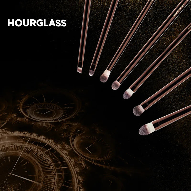 Sculpting Hourglass Makeup Brush