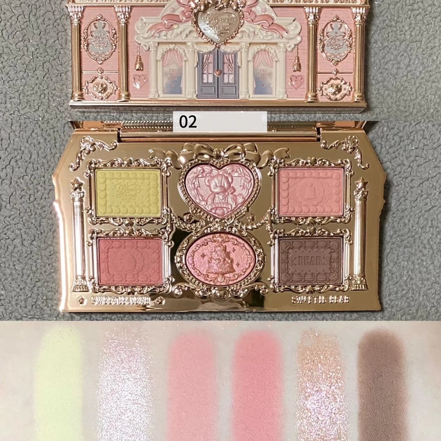 Flower Knows Strawberry Face Palette